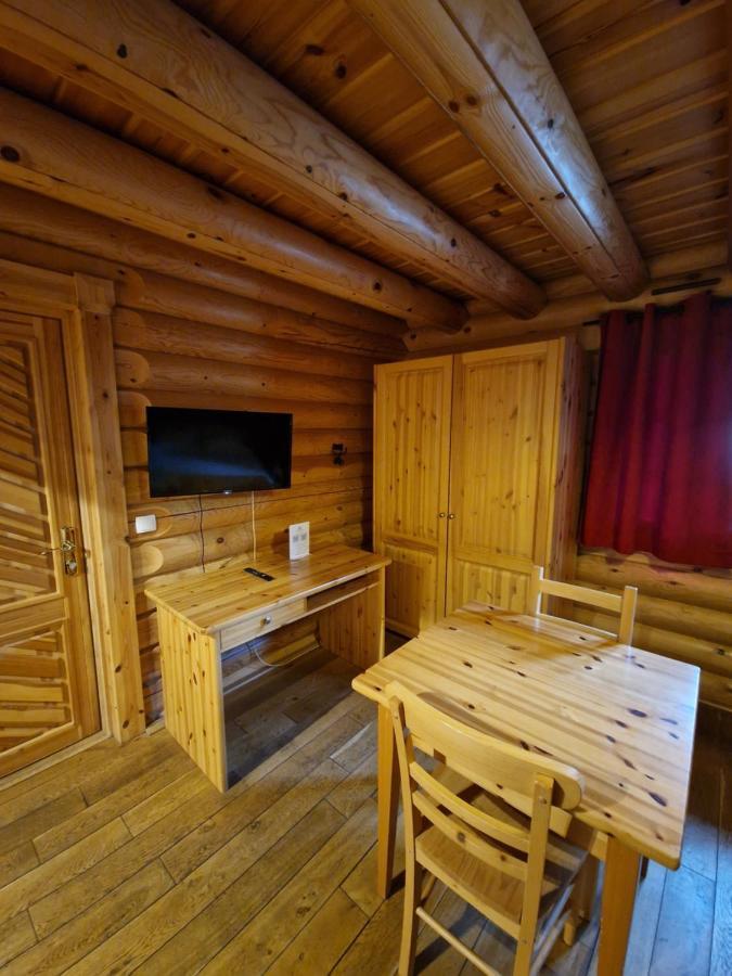 Hotel Residence Le Pin Sylvestre Амневіль Екстер'єр фото